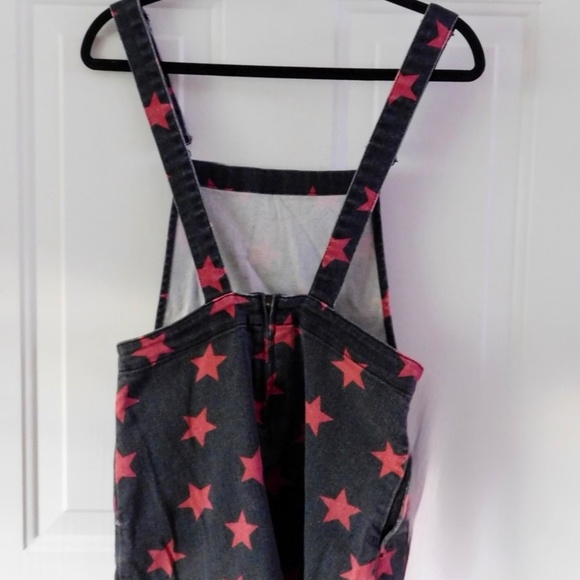 Blackheart (Hot Topic) Red Stars Suspender Dress - Picture 3 of 4